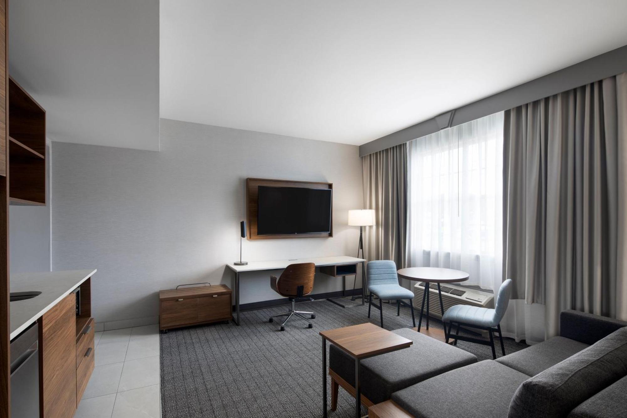 Courtyard By Marriott St. John'S Newfoundland Hotel Exterior photo