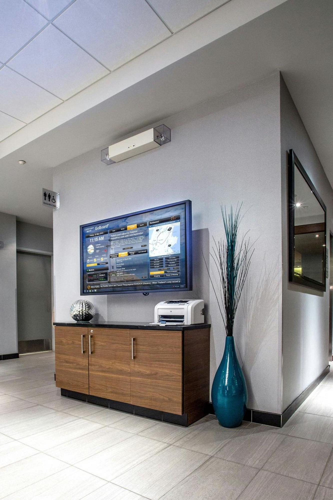 Courtyard By Marriott St. John'S Newfoundland Hotel Exterior photo